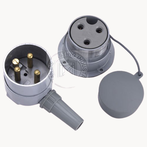  Standard Gold SGS-3 Metal Clad Plug & Socket 3 POLE (HSN 8536)